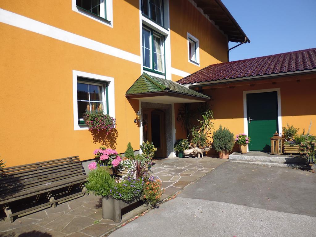Pension David Puch bei Hallein Exteriör bild